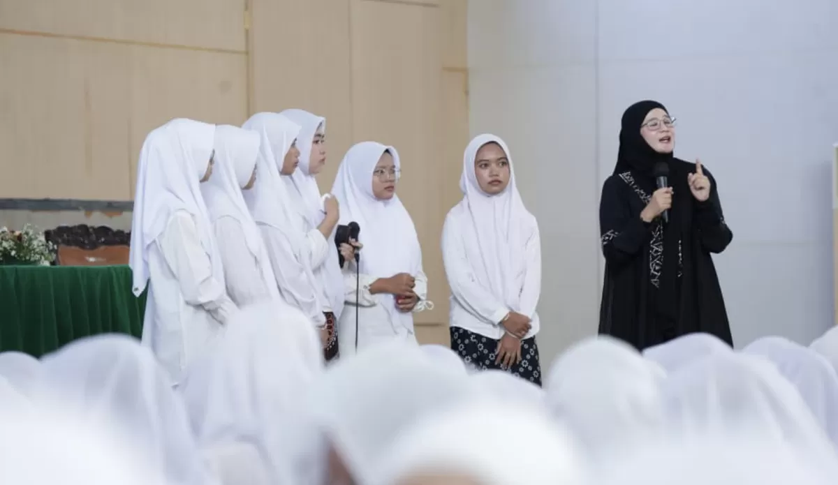 Nawal Yasin Ajak Santri Hidupkan Tradisi Menulis, Perkuat Literasi Pesantren