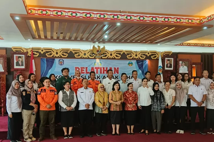 DP3ADaldukKB Murung Raya Beri Pelatihan Konvensi Hak Anak (Kalteng Lima)