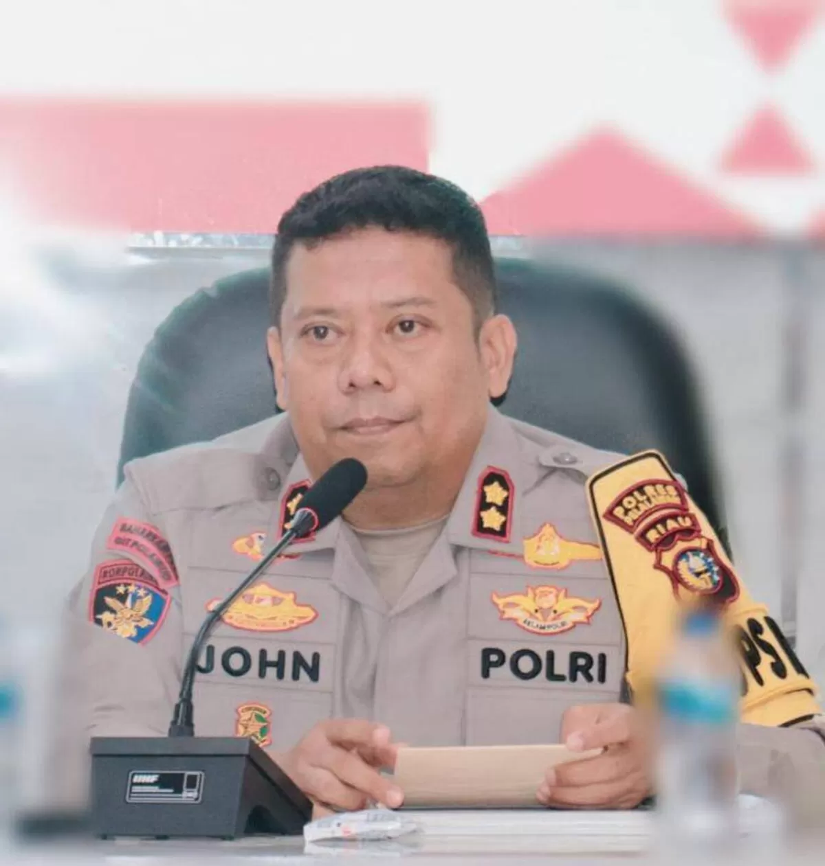 Kapolres AKBP John Louis Letedara.