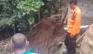 Kades Warung Menteng Instruksikan Lembaga Desa Siaga 24 Jam 