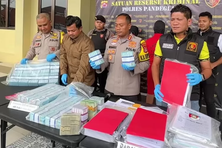 Barang bukti kasus kredit fiktif di Bank Bjb Labuan (tangkapan layar)