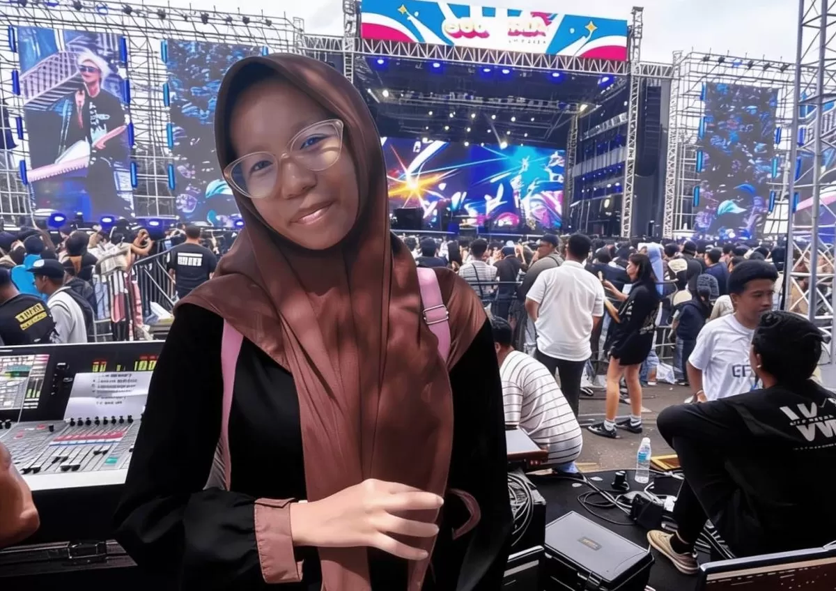 Novelis remaja Batam, Nada Salsabila Kamil saat  berada diajang Soundria Fest 2026 sebagai tamu udangan.(Foto: ComeHome Event Organizer)