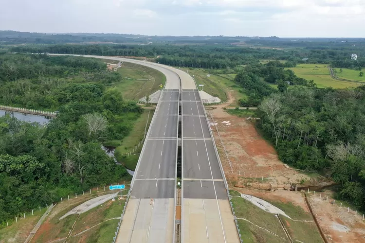 Hutama Karya Targetkan Jalan Tol Trans Sumatera Di Dua Provinsi Ini ...