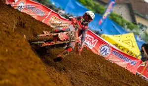 Melaju Kencang Selepas Cidera, Crosser AHM Raih Dua Podium Pada Final Kejurnas Motocross