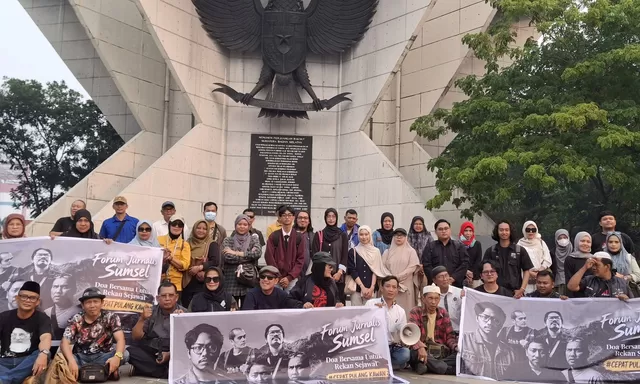 Hari Kedelapan Lima Jurnalis dan Tiga ABK Hilang di Krakatau, Insan Pers Sumsel Gelar Doa Bersama
