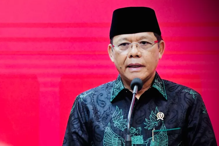 Peluang pertemuan antara Mardiono dari PPP dan Prabowo Subianto (Pelaksana Tugas Ketua Umum PPP Mardiono (BPMI Setpres/Lukas))