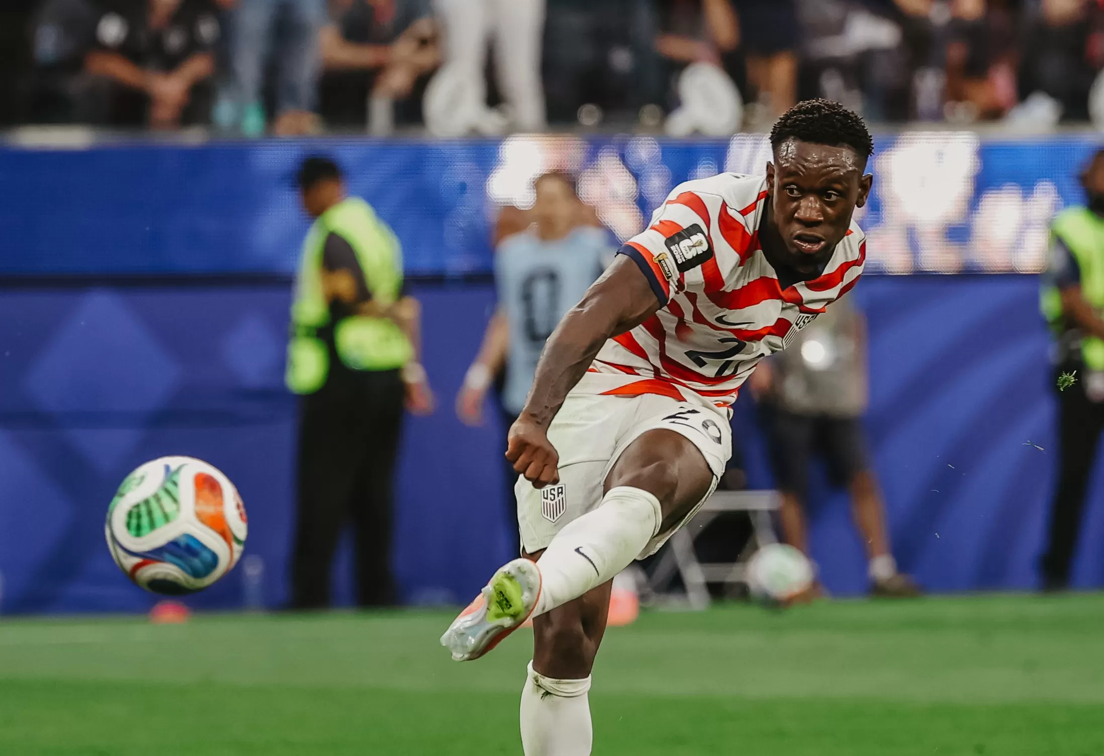 Hasil Piala Dunia 2026: Amerika Serikat Hancurkan Paraguay 4-1, Folarin Balogun Borong Dua Gol (kliksolonews/dok X US men team)