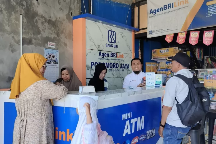 AgenBRILink Dekatkan Akses Layanan Keuangan bagi Petani di Kabupaten Gowa