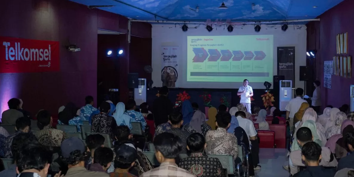 Telkomsel hadirkan Terpujilah GURU untuk meningkatkan kompetensi digital guru dan pemanfaatan AI di pendidikan. (telkomsel.com)