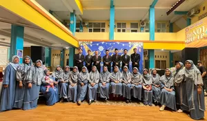 Khidmat! Intimate Graduation SMPIT Arafah Depok Lepas 99 Siswa