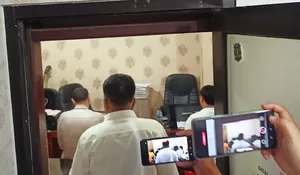 Ibu di Depok Jual Putri Kandung jadi Pemuas Seks WNA