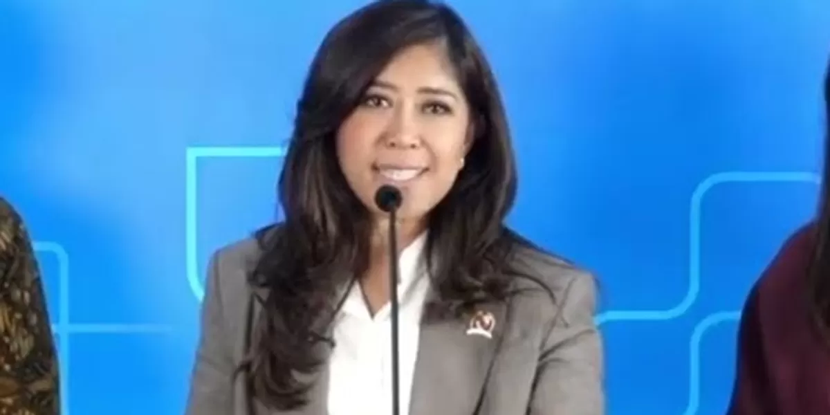 Menteri Komunikasi dan Digital Meutya Hafid menyampaikan paparan mengenai potensi kecerdasan buatan dalam forum teknologi nasional di Bali (youtube/@KemkomdigiTV)