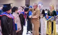 Wisuda Untika Luwuk Cetak 489 Sarjana Unggul Siap Berkiprah di Dunia Kerja Hadapi Tantangan Global