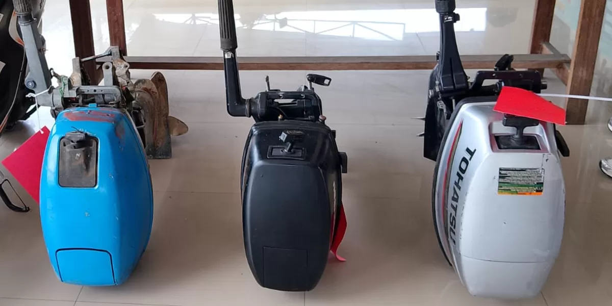 Barang Bukti Mesin Speed, jaringan pencurian jalur air atau yang dikenal masyarakat sebagai bajak laut