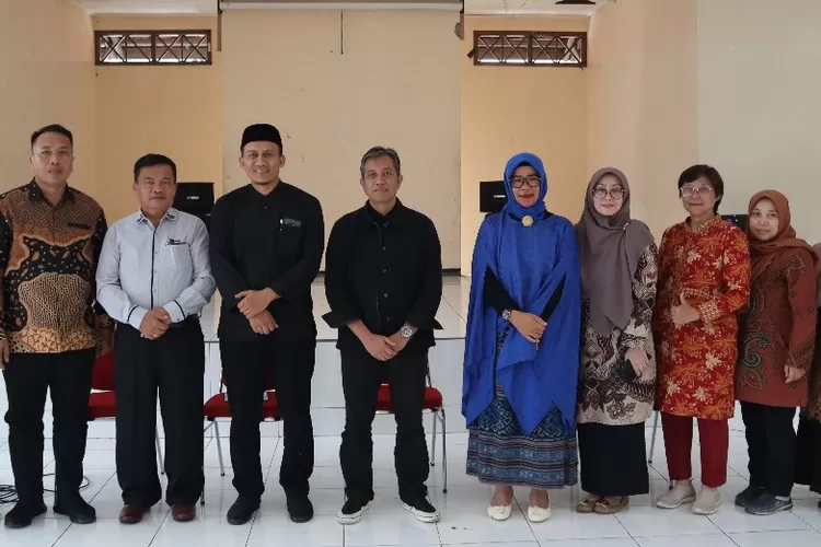 Kunjungan Dinas Pendidikan Provinsi Sumatera Utara ke SMAN 2 Padalarang (GoraJuara.com/dok AKSI)