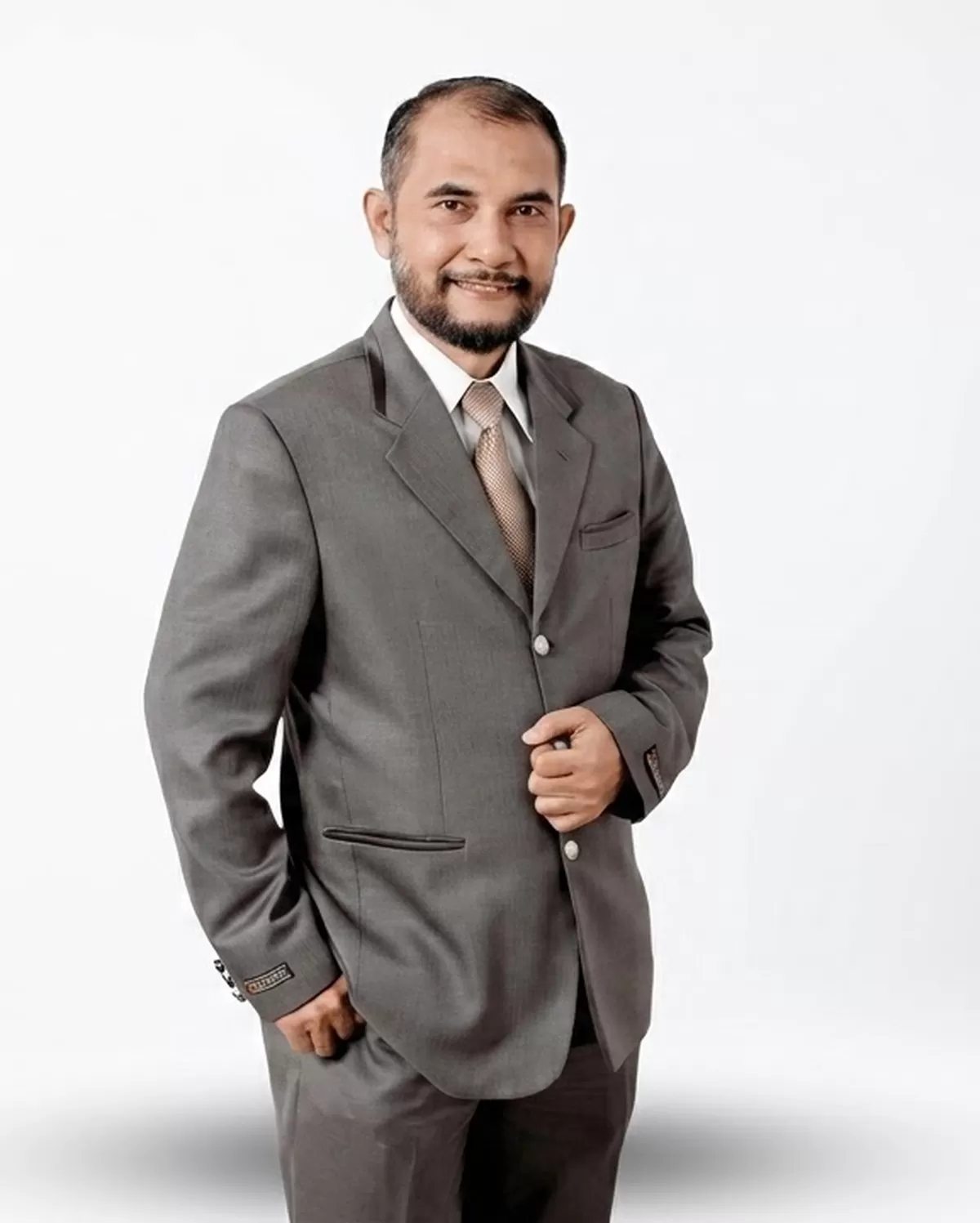 Prof. Dr. Ir. H. M. Budi Djatmiko, M.Si., M.E.I. (Istimewa)