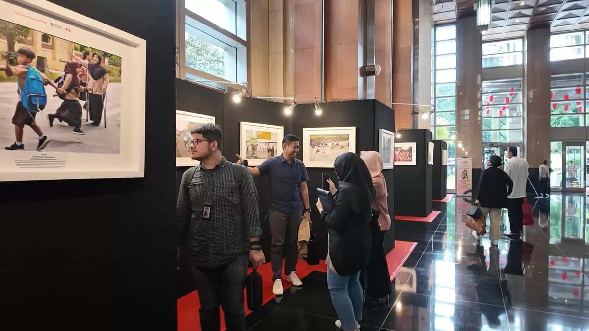 Indonesia Financial Group (IFG) menyelenggarakan Pameran Foto Jurnalistik bertajuk &ldquo;#MelayaniSepenuhHati&rdquo; dalam rangka memperingati Hari Pers Nasional 2026 (HPN 2026). (Kalimantansatu.com/Dok. IFG)