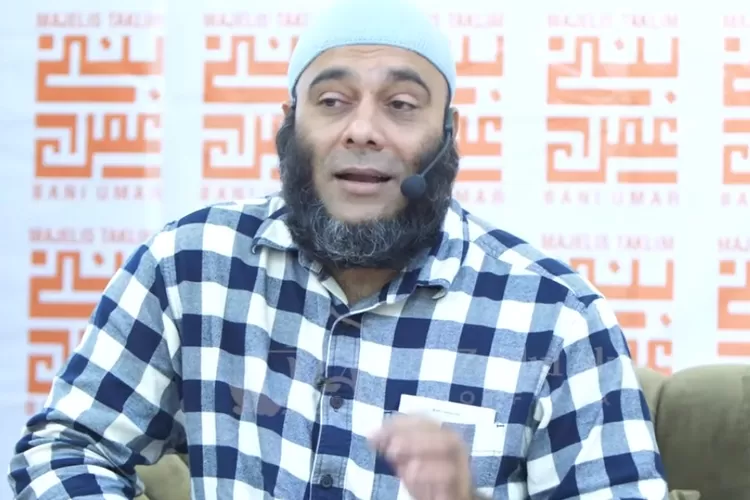 dr Zaidul Akbar Jelaskan Manfaat Alpukat dan Blueberry (Tangkapan Layar YouTube dr Zaidul Akbar Official)