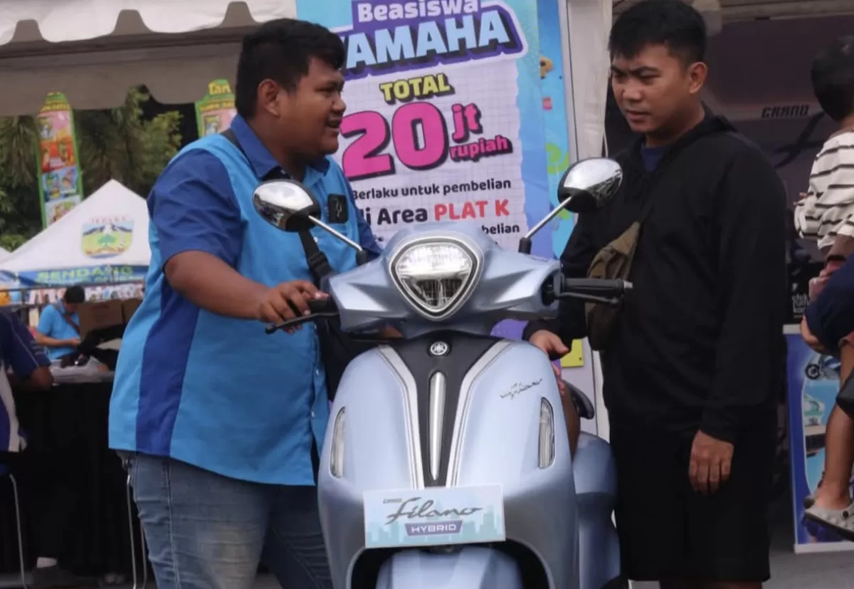 Pengunjung Antusias Menjajal Motor Yamaha di Karnaval SCTV Jepara 2026