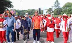 Disambut Antusiasme Warga, Wabup Bekasi Hadiri Car Free Day di Jalan Cikarang Baru Raya
