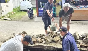 Keguyuban Kerja Bakti RW2 Duren Mekar, Bojongsari, Depok : Dari Warga untuk Warga, dan Produktif di Liburan Panjang