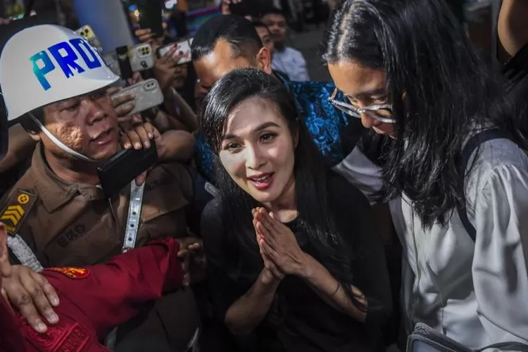 JPU Ungkap Sandra Dewi Terima Uang Hasil Korupsi Harvey Moeis Rp3,15 Miliar  - Sinar Harapan