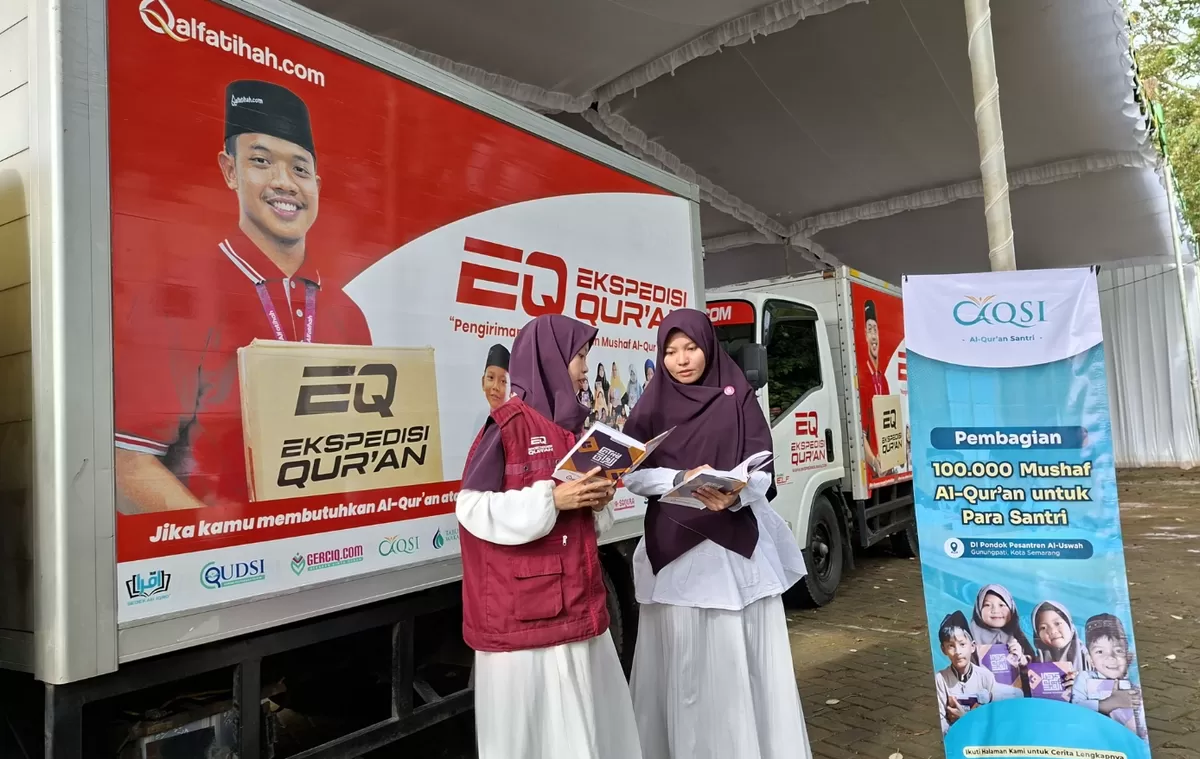 Yayasan Al Fatihah Luncurkan Program AGUS, Distribusikan Mushaf Al-Qur&rsquo;an dan Bantuan Gizi Santri