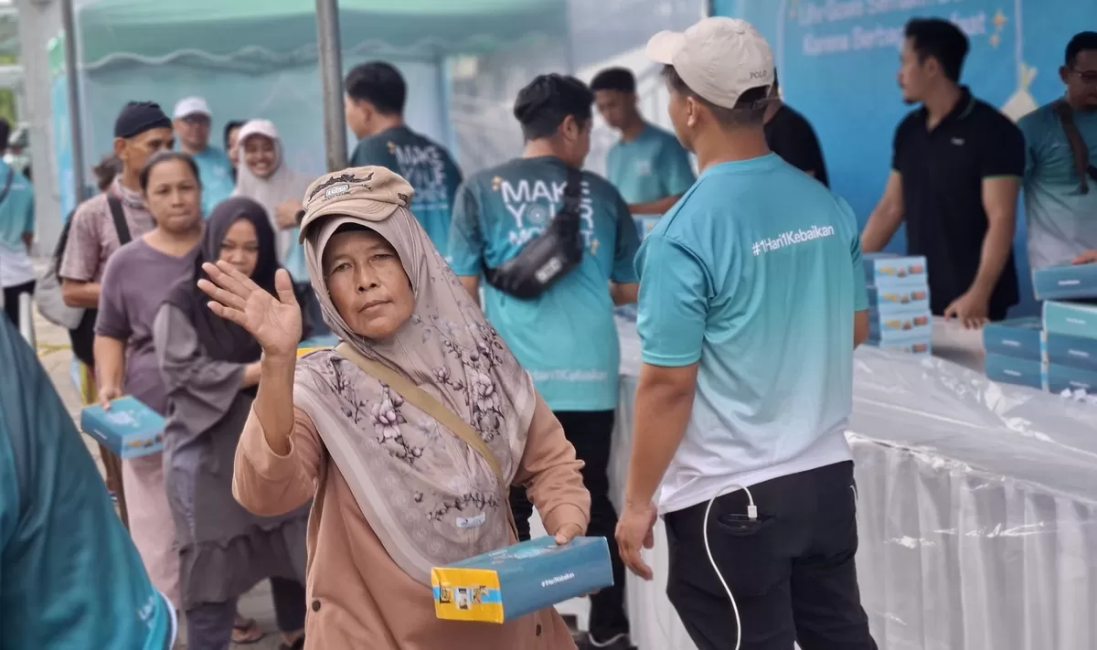 Ribuan Paket Buka Puasa OPPO Disambut Hangat Warga Semarang