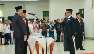 Lantik La Ode Darus Salam, Wali Kota Tekankan Akselarasi Program, Disiplin dan Integritas