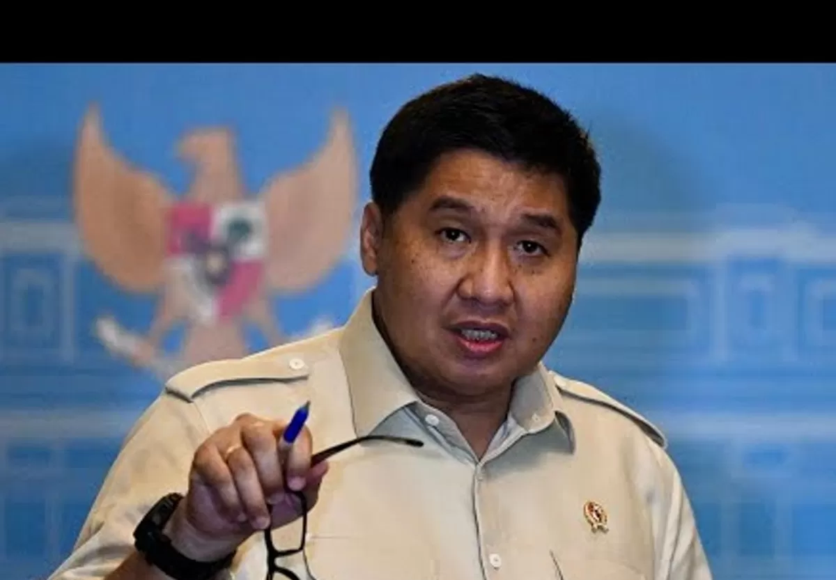 Menteri PK,  Maruarar Sirait.