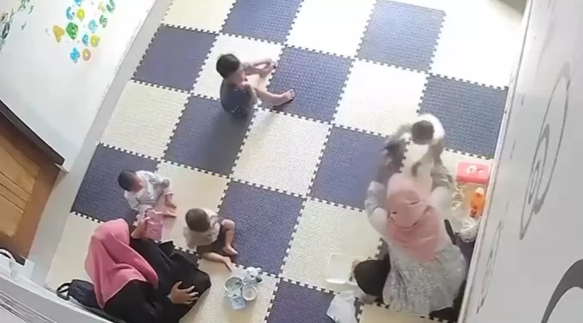 Daycare di Aceh lakukan kekerasan pada anak (Twitter @txtdarigenz97)