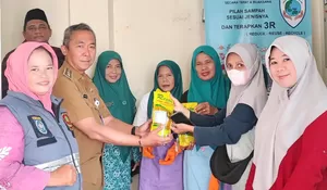 Kelurahan Mampang Depok Berhasil Kumpulkan 1.105 Liter Mijel, Lurah Sebut Pengumpulan Dilakukan Secara Masif
