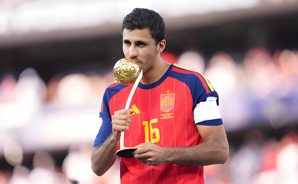 Momen Rodri meraih Golden Ball Piala Dunia 2026. (Instagram/@FIFA)