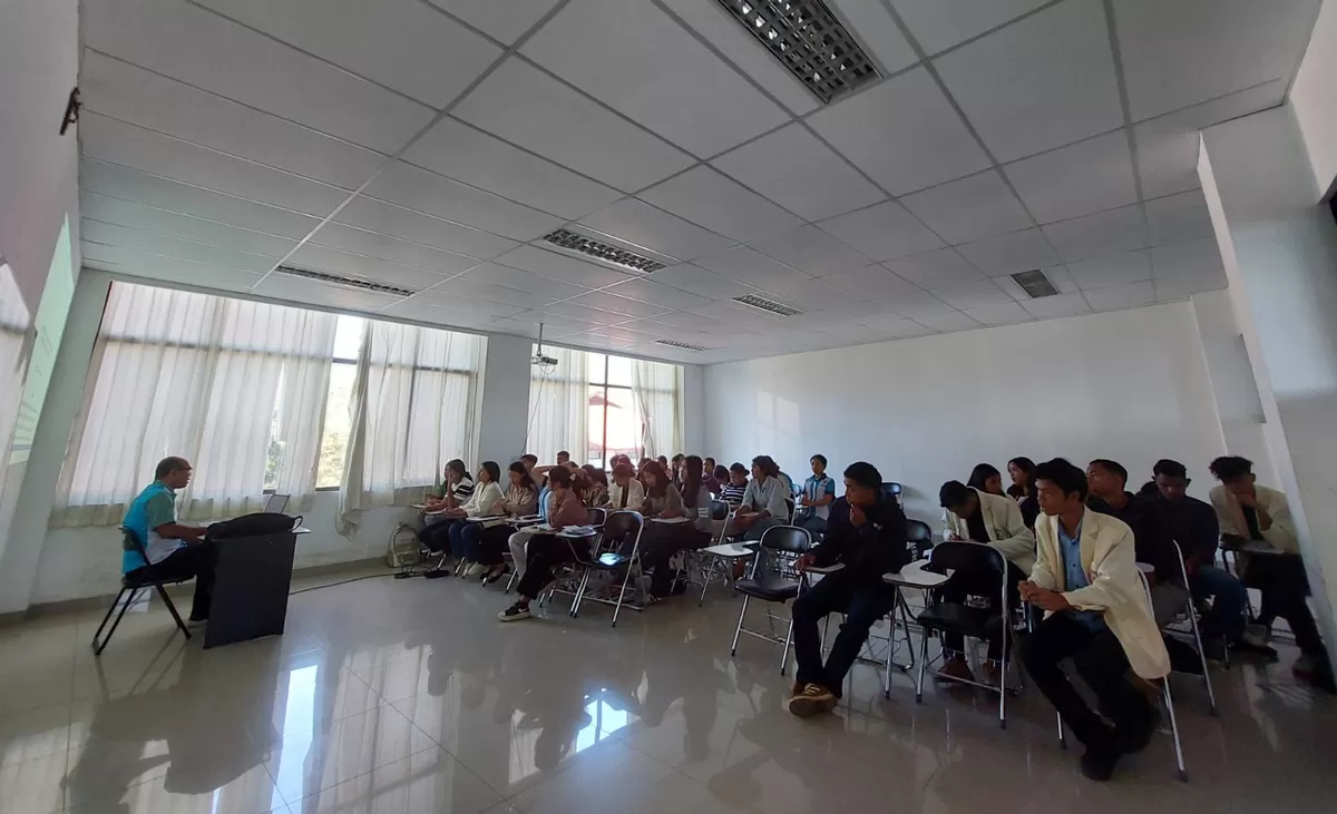 Prodi Pendidikan Matematika Unika Santu Paulus Ruteng menggelar seminar pada Sabtu, 6 Januari 2026 (Foto: Humas Prodi Matematika Unika Santu Paulus Ruteng)
