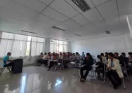 TakLagi Sekadar Mengajar, Calon Guru Matematika di Unika Ruteng Dituntut Kuasai Kompetensi Abad 21