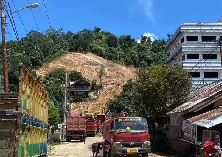 KEJAR TARGET. Proyek terowongan di segmen Jalan Gurami. Berdasarkan skema Multi Years Contract (MYC), kegiatan senilai Rp 395 miliar itu harus sudah selesai tahun ini juga. 