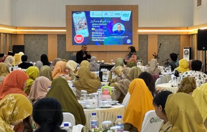 Para kepala PAUD dan TK dalam kegiatan workshop di Sekolah Teladan Yogyakarta. (Istimewa)