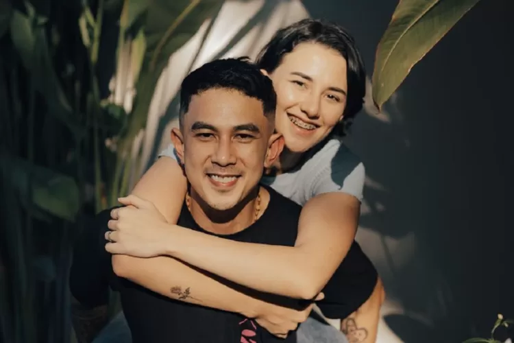 Setelah 10 Tahun Menikah, Dahlia Poland Gugat Cerai Fandy Christian karena Perselingkuhan