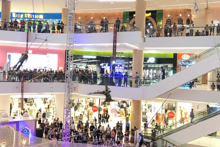 The Park Semarang Suguhkan Atraksi Akrobatik Internasional saat Libur Lebaran