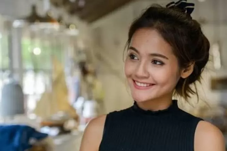 Ilustrasi Ramalan Shio Babi Seminggu Mulai Senin 25 Maret 2024 Jangan malu-malu, tampilkan dirimu dari sisi terbaiknya (Fimela)