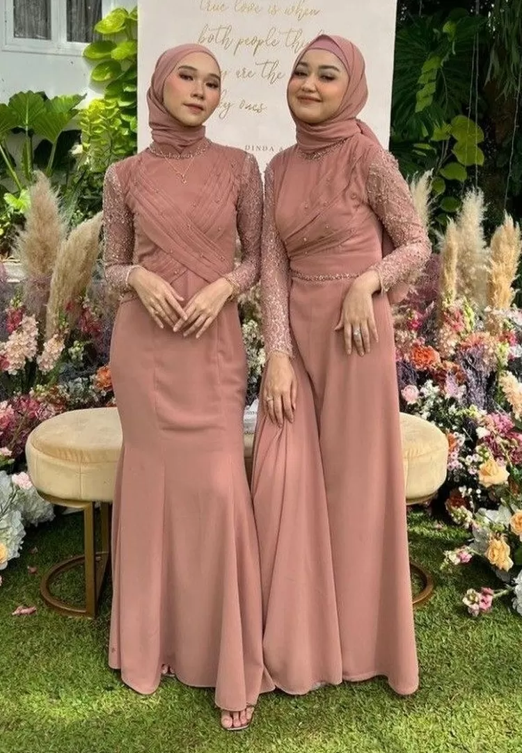 Model hotsell gown pesta