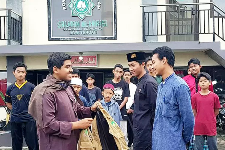 Pondok Pesantren Salman Al-Farisi Karangpandan Kirim Santri Dakwah Ke ...