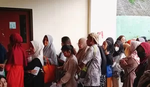 1.188 Warga Kelurahan Pancoranmas Depok Digelontori BLT Kesra dari Pemerintah Pusat, Setiap Penerima Kantongi Rp900 Ribu