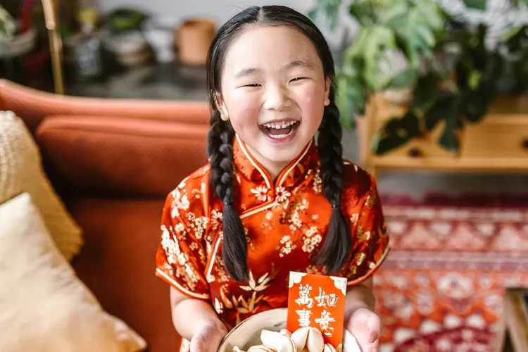 Apa Saja Warna yang Dipercaya Membawa Keberuntungan dan Kesialan di Tahun Baru Imlek? (Pexels/RDNE Stock project)