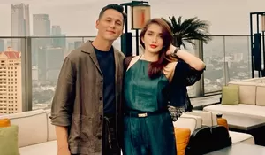Bikin Salfok, Ussy Sulistiawaty Mendadak Curhat soal Utang 15 Tahun yang Belum Dibayar, Benarkah Cuma Jokes Satir untuk Menggoda Andhika Pratama?