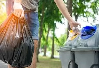 ilustrasi buang sampah