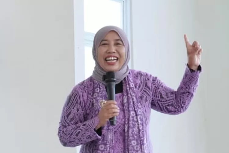 Hening Parlan, Direktur GreenFaith Indonesia dan National Cordinator Interfaith Rainforest Initiative (IRI) Indonesia