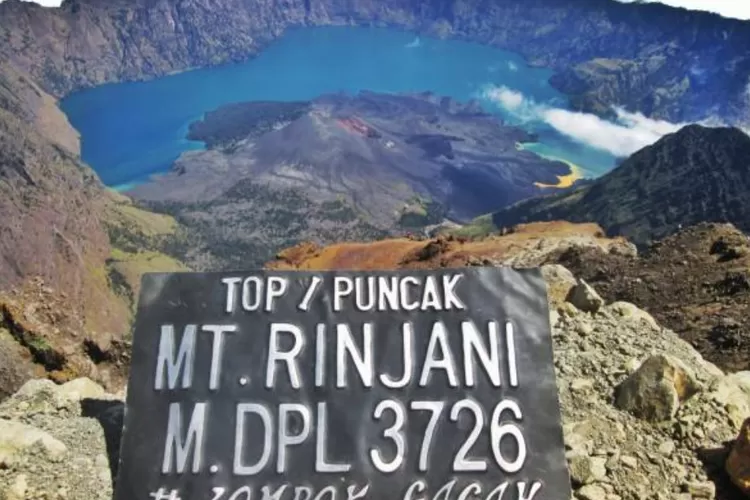 Ekspedisi Rinjani: Menaklukkan Puncak Gunung Berapi Megah di Lombok