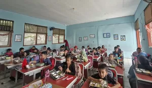 Lapor Pak Prabowo! 16 SDN di Sawangan Depok Belum Kebagian Makan Gizi Gratis