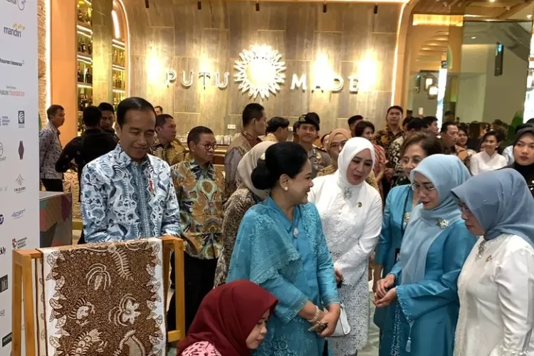 Pamerkan Batik 250 UMKM, Presiden Jokowi Buka Gelar Batik Nusantara ...